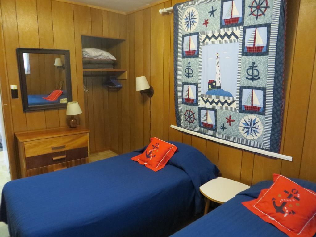 Bondi Village Cottage Resort Lake of Bays Екстериор снимка