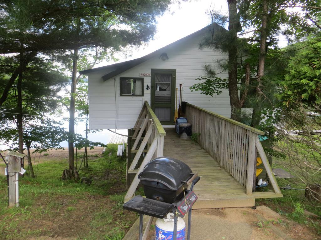 Bondi Village Cottage Resort Lake of Bays Екстериор снимка