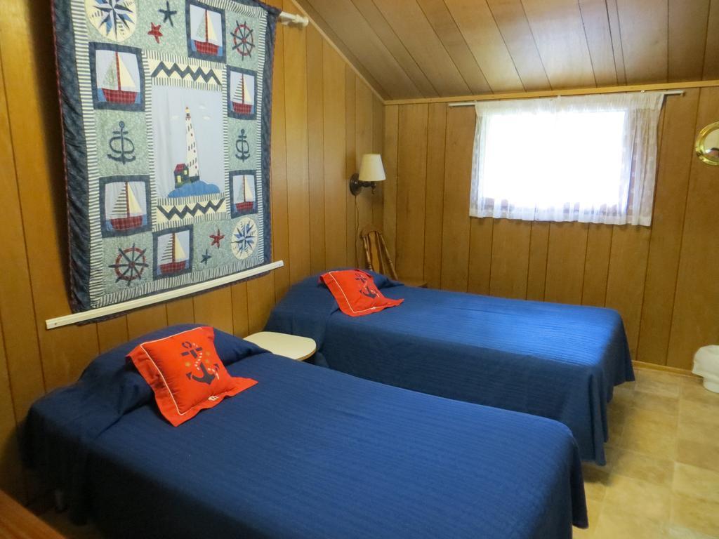 Bondi Village Cottage Resort Lake of Bays Екстериор снимка