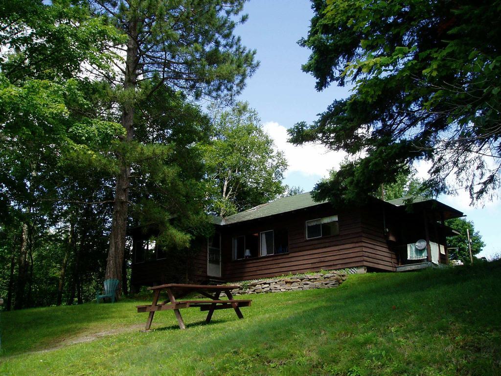 Bondi Village Cottage Resort Lake of Bays Екстериор снимка